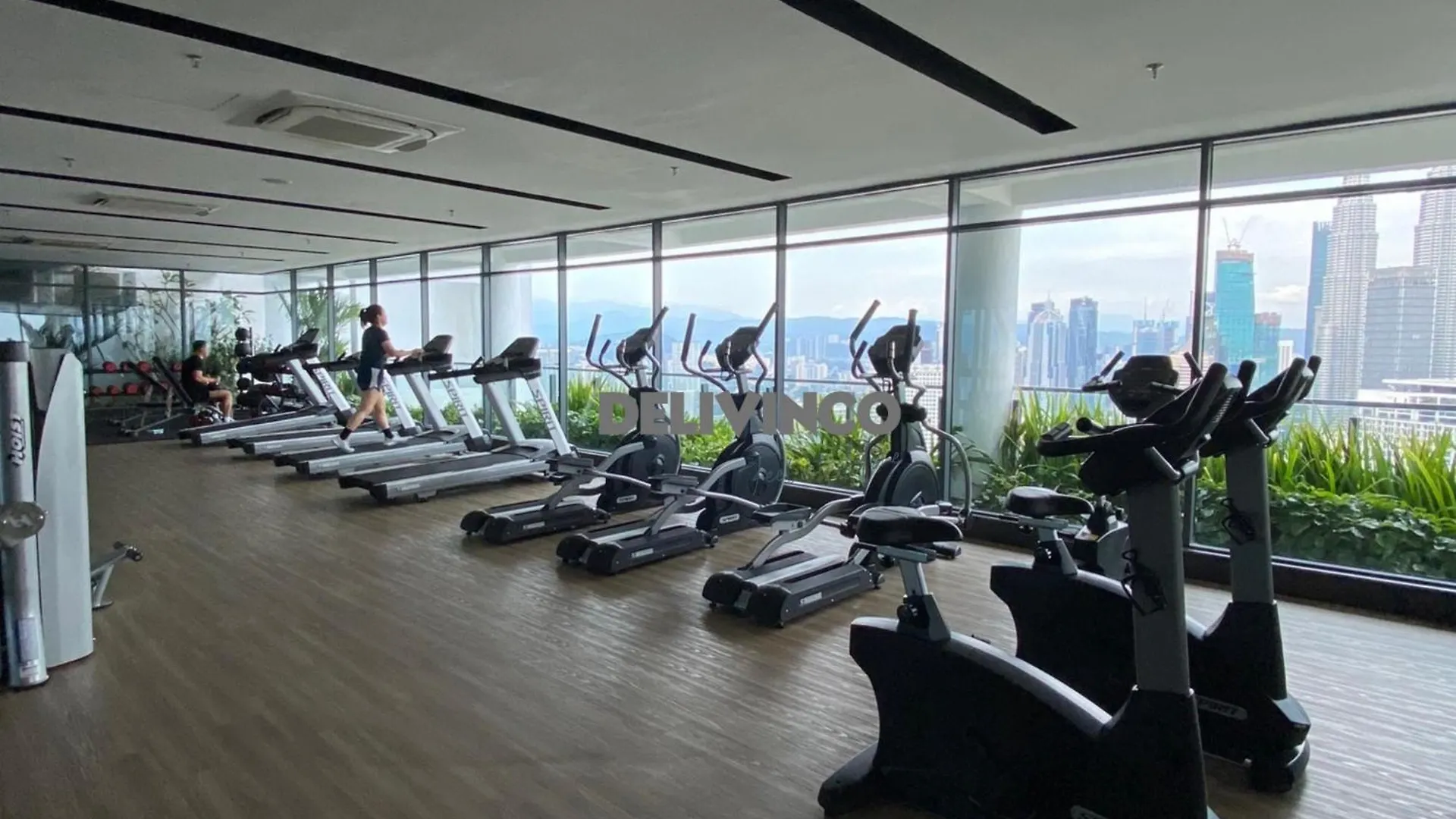 The Luxe - Balcony At 42 Floor - Klcc View - 3 Pax Daire Kuala Lumpur Malezya